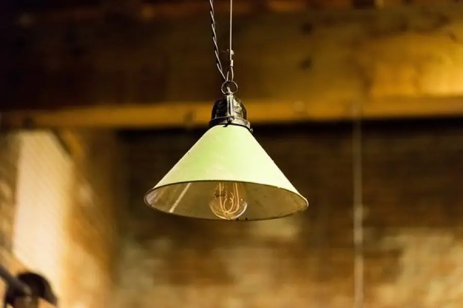 Illuminazione vintage, scelta del lampadario retrò